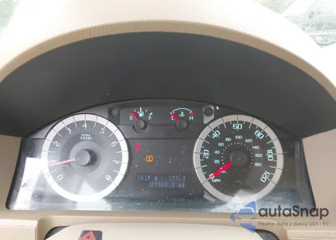 2010 Ford Escape Limited из США, поврежденный, VIN 1FMCU0EG8AKD25861